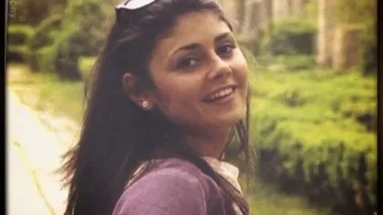 Fata ucisă la metrou s-a întors în satul în care a copilărit, într-un sicriu alb. Alina a fost înmormântată vineri