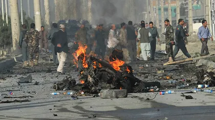 Atentat sinucigaş la Kabul. Cel puţin 40 de persoane au murit