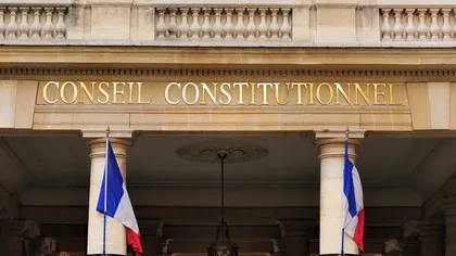 Consiliul Constituţional francez a decis ca Parchetul să fie subordonat ierarhic Ministerului Justiţiei