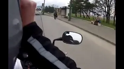 Un motociclist din Braşov, erou în presa din Marea Britanie VIDEO