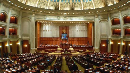 Parlamentul a adoptat bugetele Administraţiei Prezidenţiale, Camerei Deputaţilor, Senatului şi SGG