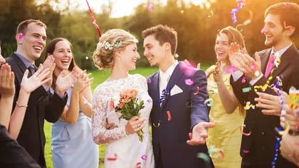 O primărie le oferă BANI tinerilor care se vor căsătorii anul viitor