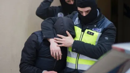 Infractor român reţinut în Germania. Este acuzat de proxenetism, trafic de droguri şi pentru că a scos arma la un scandal
