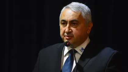 Conducerea Universităţii Bucureşti cere demiterea ministrului Valentin Popa