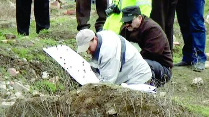 Detalii şocante în cazul crimei din Iaşi: Femeia a fost îngropată de vie pe câmp de către concubin şi de fiul ei