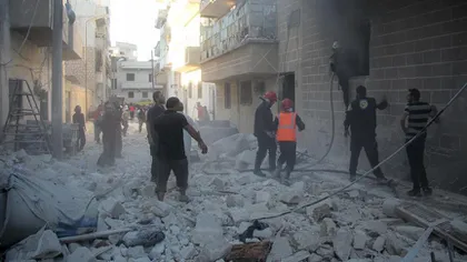 Zeci de civili, inclusiv copii, ucişi în raiduri ale regimului de la Damasc şi aliatului său rus