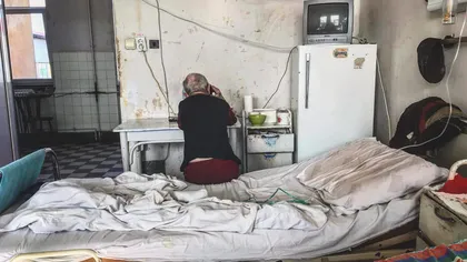 Imagini şocante surprinse în salonul unui spital din Timişoara. Conducerea spitalului: A făcut acea poză din cel mai urât unghi