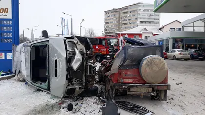 ACCIDENTE grave în ţară: Trei maşini s-au ciocnit la Vaslui, după ce un şofer a făcut infarct. Carambol în Argeş