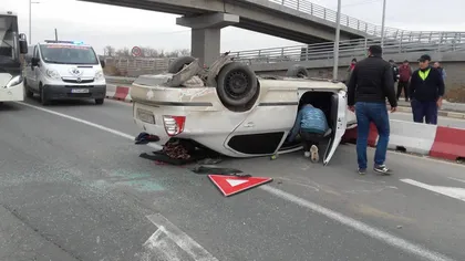 Accident grav în Constanţa, o maşină s-a răsturnat din cauza vitezei