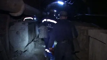 Protest spontan la Salina Slănic. Zeci de mineri refuză să iasă din subteran