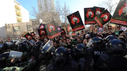 Sute de persoane, arestate după proteste şi membri ai forţelor de securitate, ucişi
