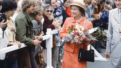 Un adolescent din Noua Zeelandă a încercat să o asasineze pe Regina Elisabeta a II-a în 1981