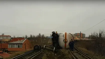 Accident feroviar în Constanţa. Două vagoane ale unui tren de marfă au deraiat şi s-au răsturnat