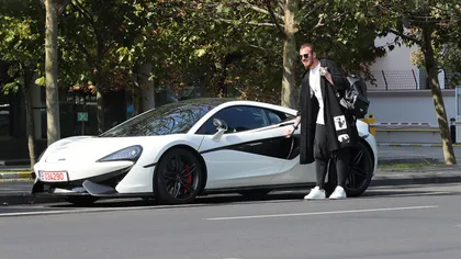 Gest SCANDALOS al lui Denis Alibec. Unde şi-a parcat McLaren-ul de 170.000 de euro FOTO
