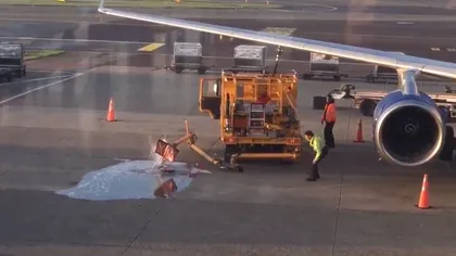 Incident pe aeroportul din Amsterdam. Combustibilul destinat alimentării unui avion a fost deversat pe pistă VIDEO