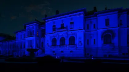 Palatul Cotroceni şi Palatul Victoria, iluminate în albastru pentru a marca Ziua Internaţională de Conştientizare a Autismului