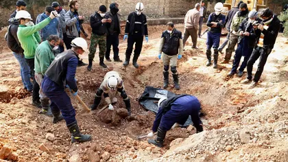Groapă comună cu zeci de cadavre ale jihadiştilor, în Raqqa