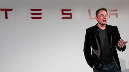Elon Musk are probleme mari cu Tesla: Dorm pe podeaua fabricii. Ultimele luni au fost dureros de dificile