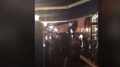 Imagini şocante din centrul oraşului Kiev. Suporterii englezi, bătuţi de 20 de huligani ruşi VIDEO