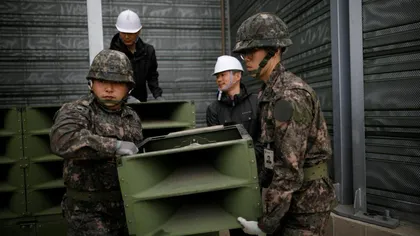 Cele două Corei încep să demonteze difuzoarele de la frontieră, folosite pentru propagandă