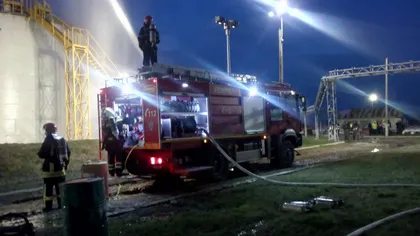 Incendiu la un centru comecial din Râmnicu Vâlcea. 300 de persoane au fost evacuate VIDEO