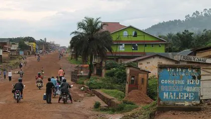 Doi turişti britanici au fost răpiţi în Congo, iar una dintre gărzile lor a fost ucisă