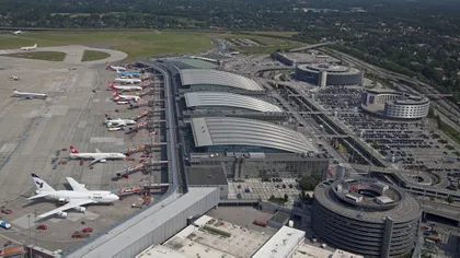 Aeroportul din Hamburg şi-a reluat activitatea după pana de curent