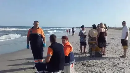 Adolescent dispărut în mare. Băiatul a încercat să-şi salveze un prieten şi nu a mai ieşit din apă