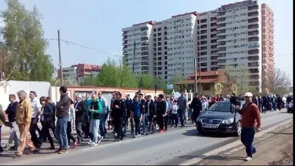 Câteva zeci de oameni la marşul de protest din Prelungirea Ghencea: Ne-aţi promis infrastructură, dar a fost o făcătură