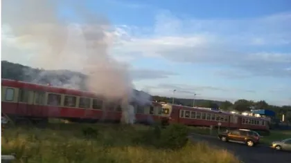 Tren de călători, cuprins de flăcări în mers. Intervenţie de urgenţă în Braşov