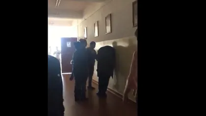 Cele trei femei care au agresat un băiat într-o şcoală din Constanţa, condamnate la închisoare cu suspendare