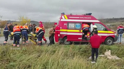 Ambulanţă implicată într-un accident de circulaţie. Şase persoane au fost rănite