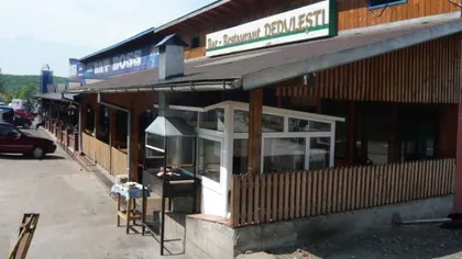 Explozie la Deduleşti, la unul dintre restaurantele unde se fac celebrii mici. Panică printre clienţi