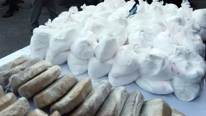Captură record: 5 tone de precursor de heroină şi 20 kg de cocaină pură, descoperite într-un TIR la intrarea în România