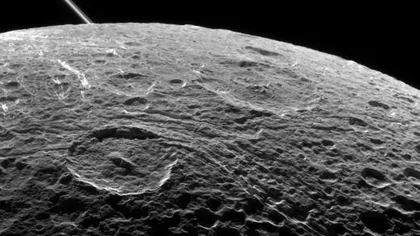 Există apă îngheţată pe suprafaţa Lunii, a confirmat NASA