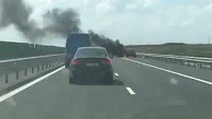 O maşină a luat foc pe Autostrada Soarelui