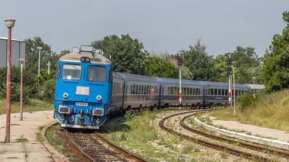 Circulaţie feroviară blocată pe magistrala 400 Braşov - Satu Mare după ce locomotiva unui tren s-a defectat