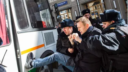 Principalul opozant al lui Putin, Alexei Navalnîi, condamnat din nou la închisoare