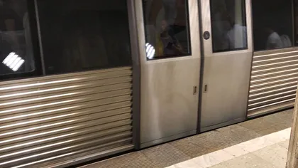 Pană de curent la metrou. O garnitură a rămas blocată în tunel