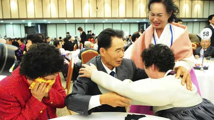 Sud-coreenii au venit în Coreea de Nord pentru reuniuni cu familiilor lor