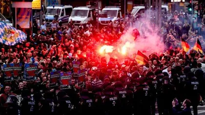 Poliţia germană, acuzată că ar fi fost complice cu extrema dreaptă în violenţele de la Chemnitz