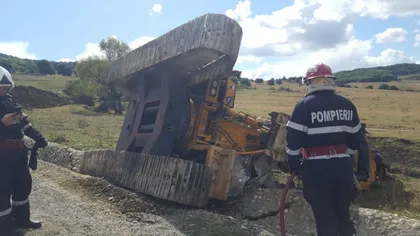 Accident de muncă grav în Bistriţa. Un bărbat a fost strivit de un utilaj de 40 de tone
