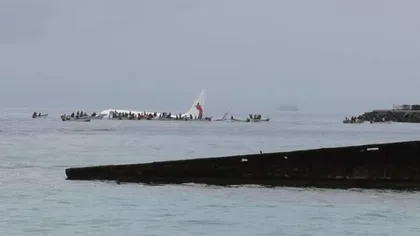 Un avion cu 47 de pasageri s-a prăbuşit în Oceanul Pacific VIDEO