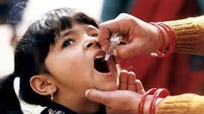 Începe campania de vaccinare. Peste 10 milioane de copii vor fi imunizaţi