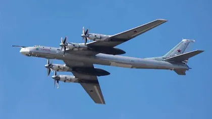 Războiul Rece, deasupra Oceanului Arctic. Bombardiere ruse, escortate de avioane de luptă americane