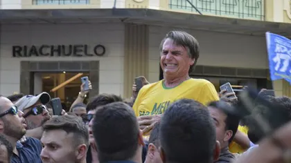 Favoritul pentru preşedinţia Braziliei, înjunghiat la un miting electoral. Groaznicul moment a fost filmat VIDEO