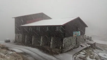 Ninge ca în poveşti la Bâlea Lac. Turiştii se pot bucura de prima zăpadă din această toamnă VIDEO