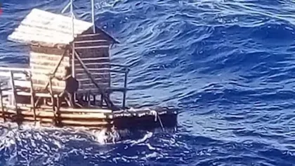 A supravieţuit aproape două luni, pe o colibă plutitoare, în Oceanul Pacific VIDEO