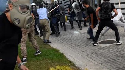 Demonstraţii violente în Grecia, faţă de noul nume propus pentru Macedonia. Protestatarii s-au bătut cu poliţia VIDEO