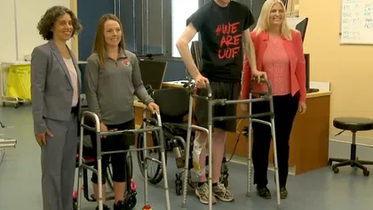 Un implant electronic ar putea ajuta oamenii paralizaţi să meargă din nou